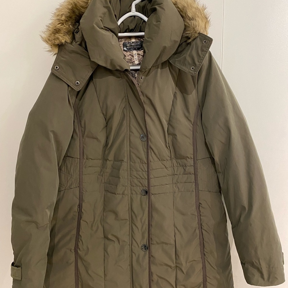 ‘Your Sixth Sense’ Jacket (L) with shawl neck and removable faux fur trim hood